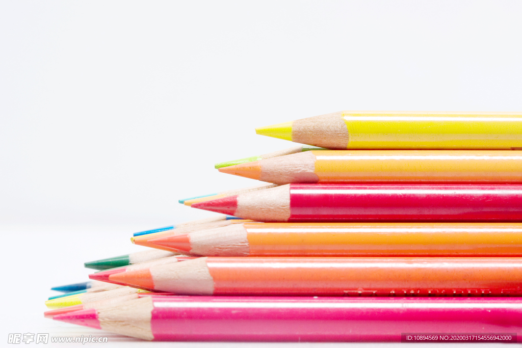 彩色铅笔