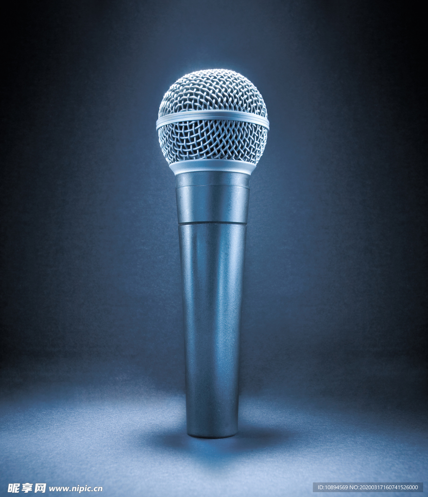 麦克风