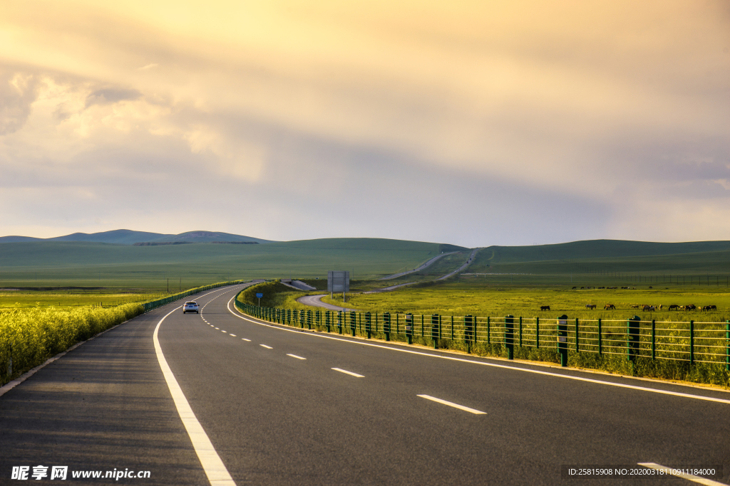彩霞日出夕阳火烧云图片