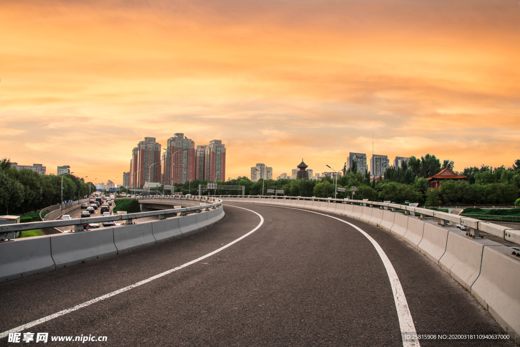 彩霞日出夕阳火烧云图片
