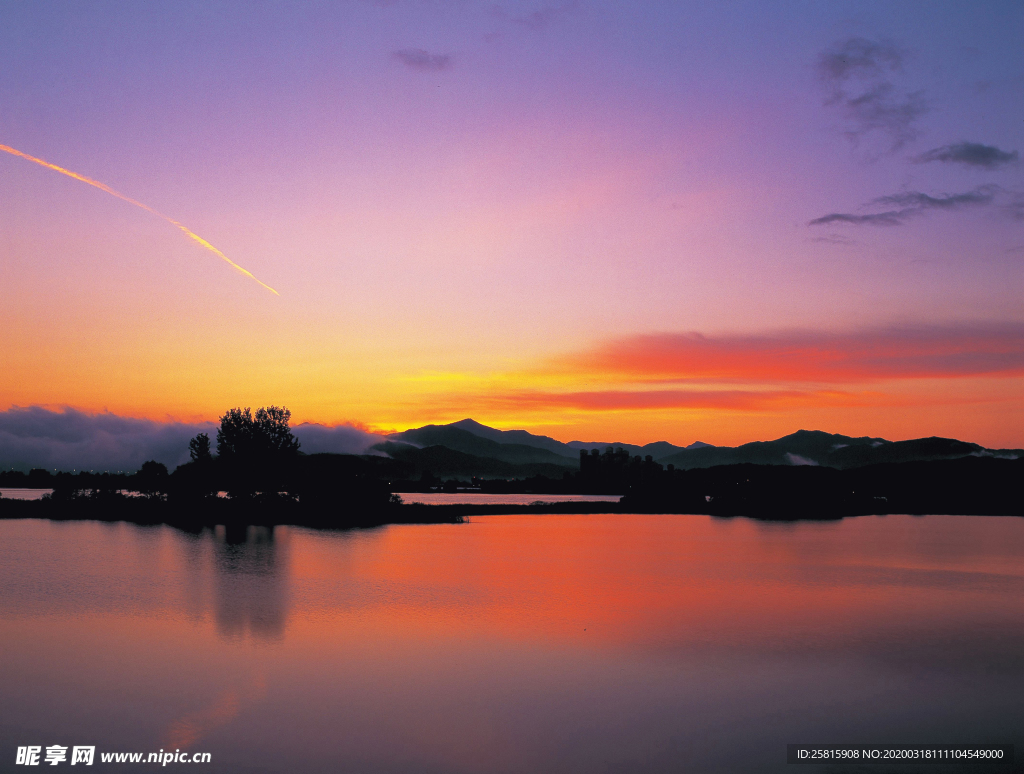 彩霞日出夕阳火烧云图片