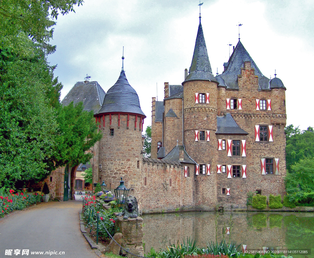 城堡古堡皇宫图片