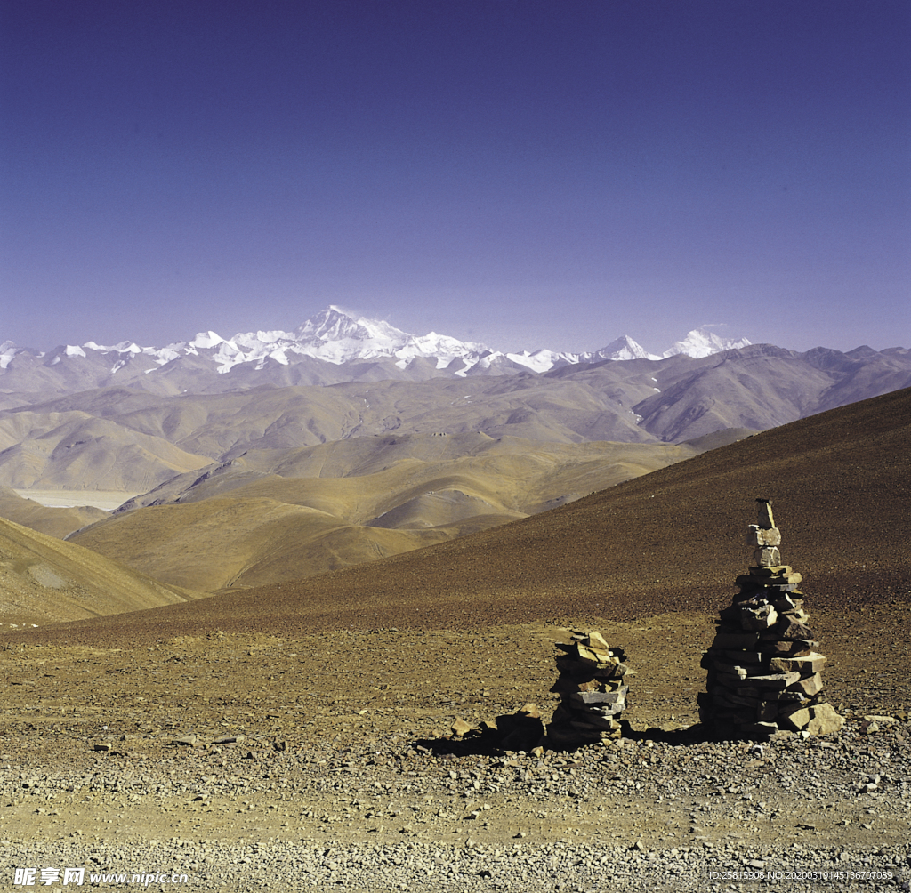 沙漠戈壁荒野遗迹图片