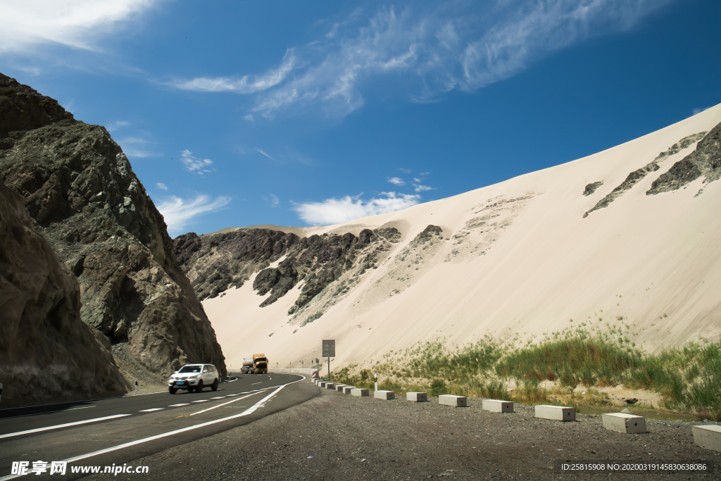 沙漠戈壁荒野遗迹图片
