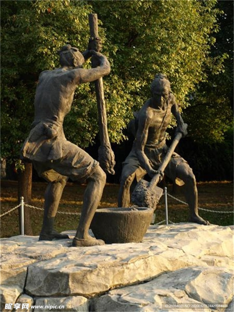 工人雕塑