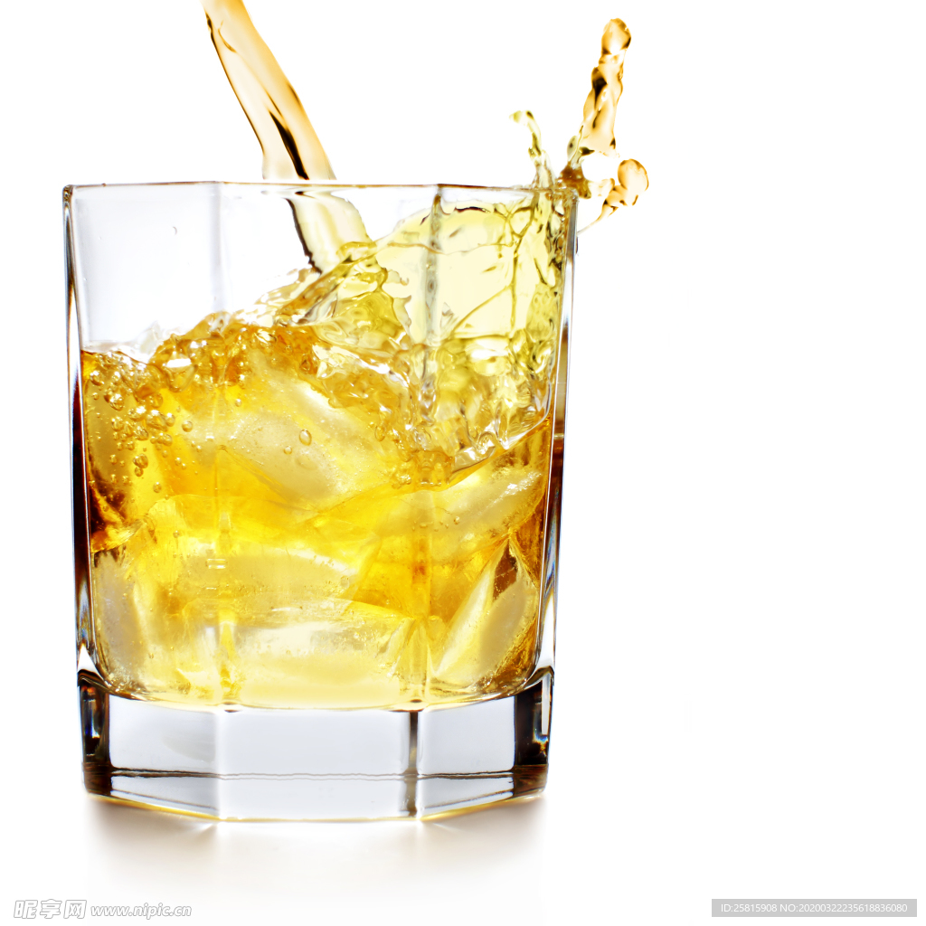 酒杯酒瓶水杯图片