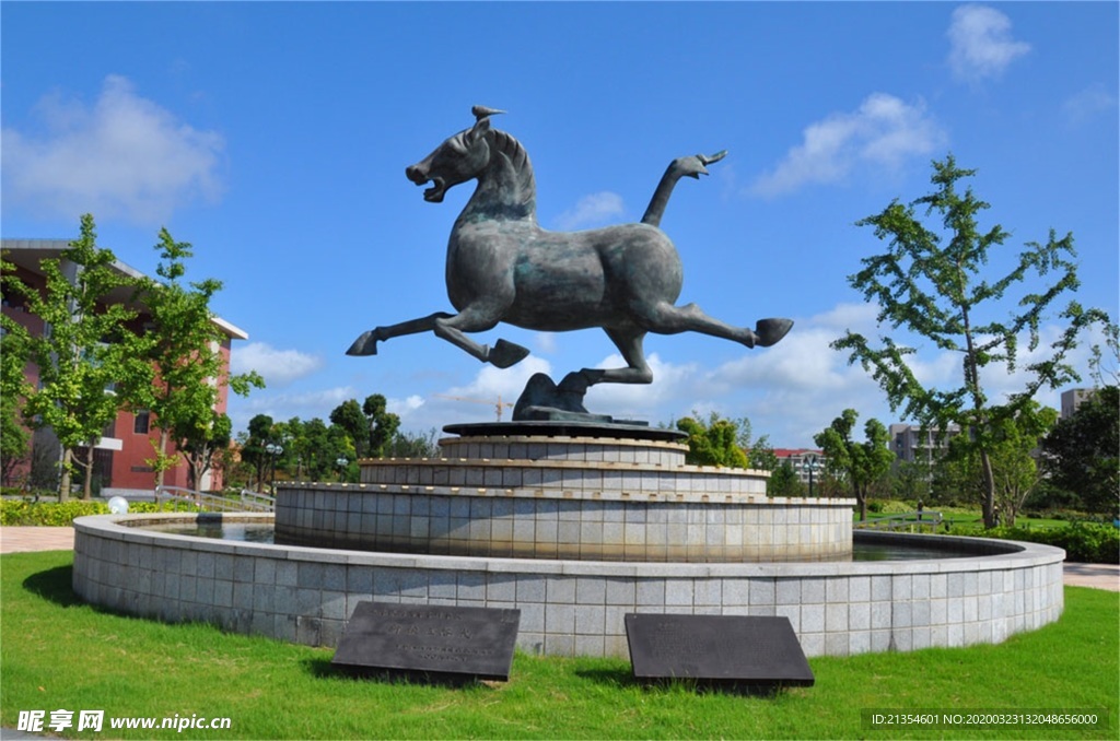 马雕塑 马踏飞燕