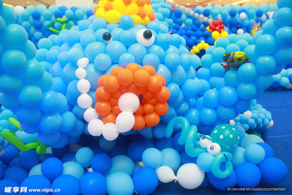 气球热气球图片