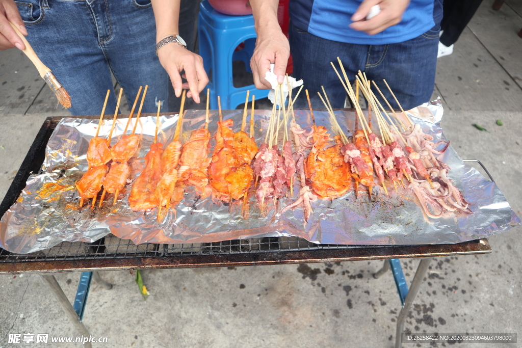 户外烧烤烤肉活动