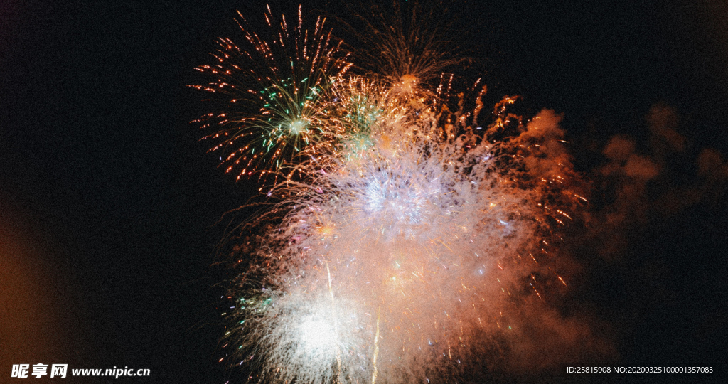 烟花爆竹光晕光圈背景