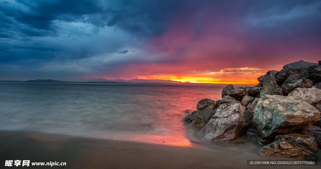 彩霞日出夕阳火烧云
