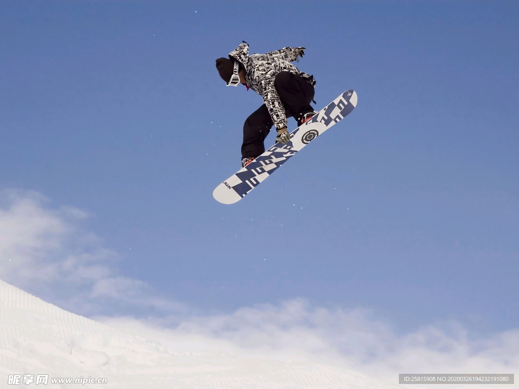 滑雪运动滑雪板图片