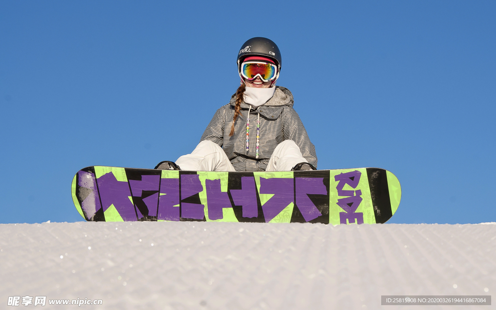 滑雪运动滑雪板图片