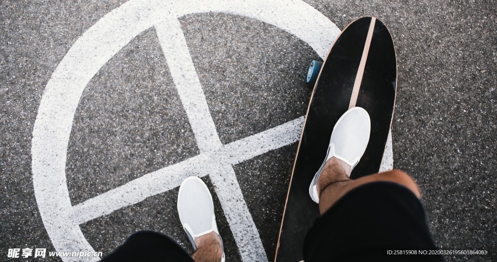 滑板休闲运动图片