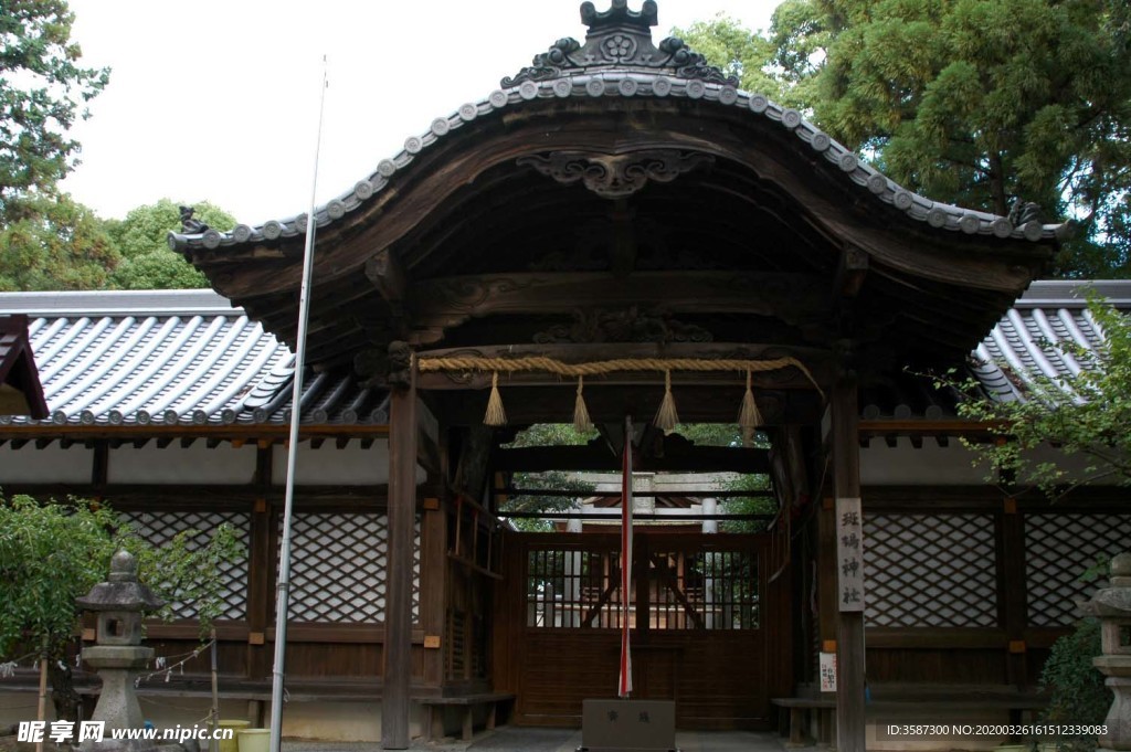 日本寺庙大门