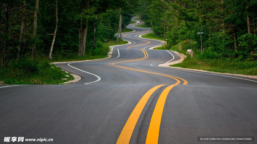 公路山路小径小道图片