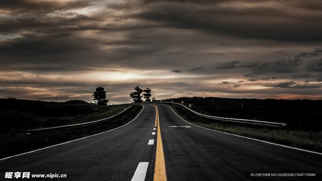 公路山路小径小道图片