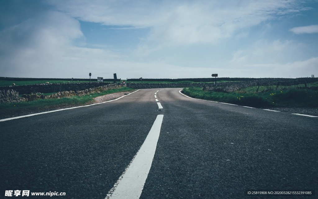 公路山路小径小道图片