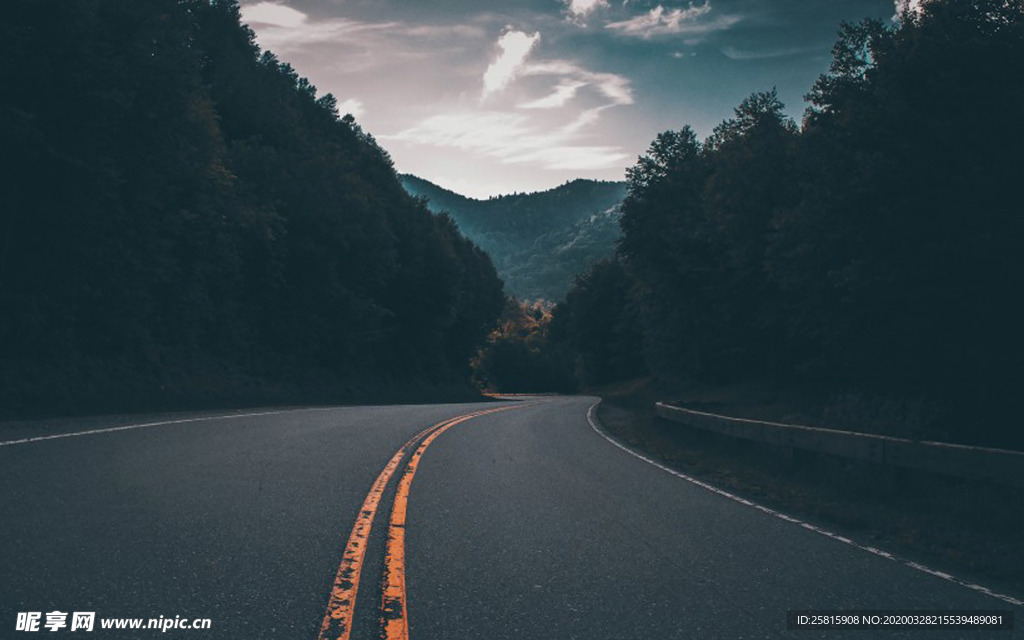 公路山路小径小道图片