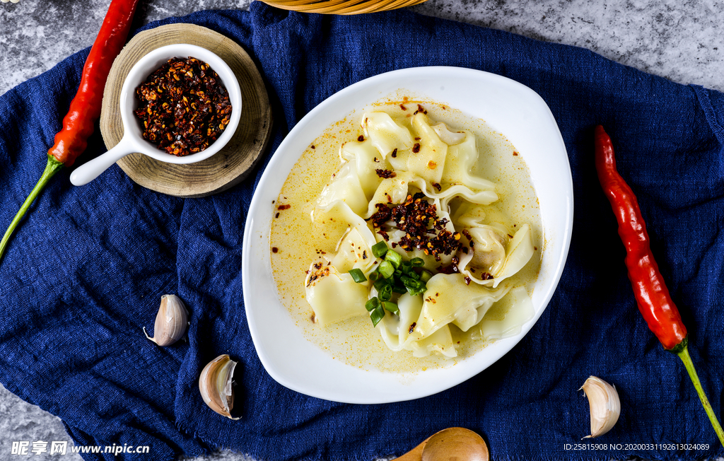 饺子锅贴馄饨图片