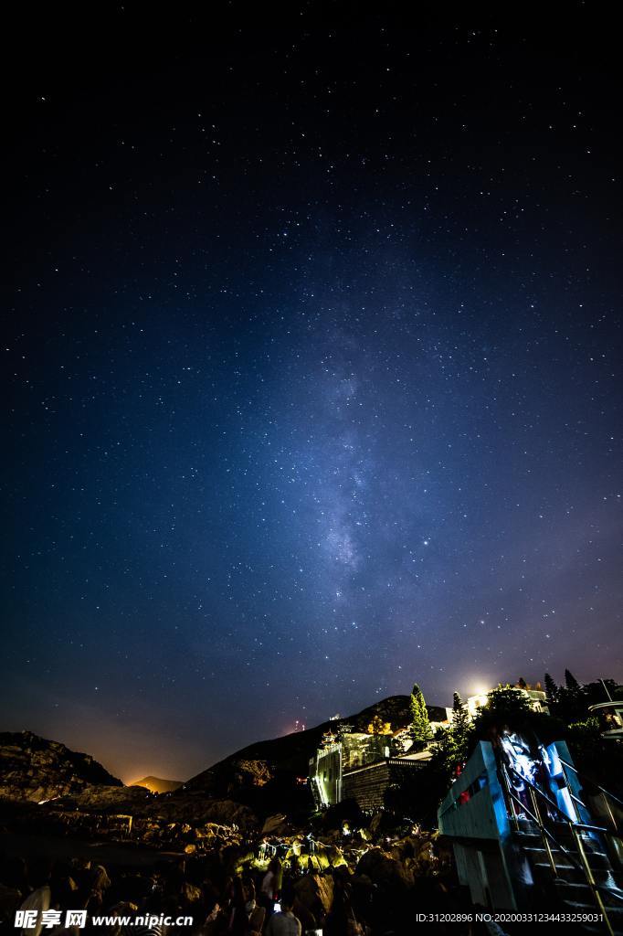 大自然晚上夜景星空