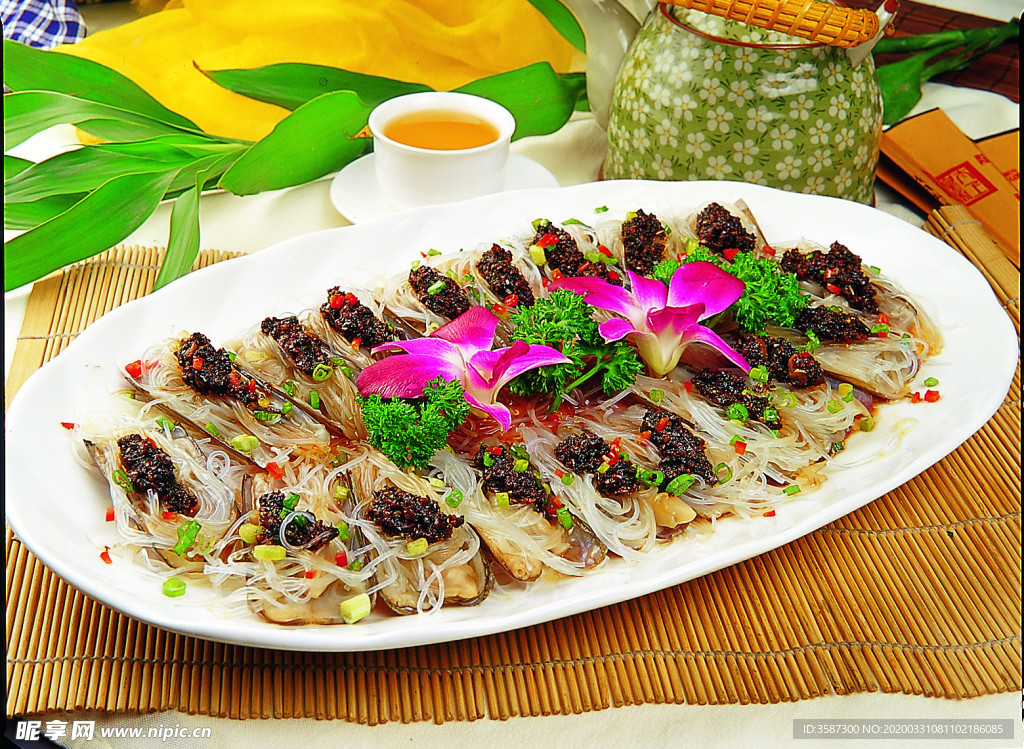 豉椒粉丝蒸蛏子皇