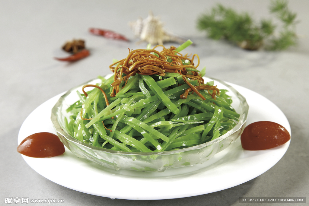 虫草花拌芥蓝豆