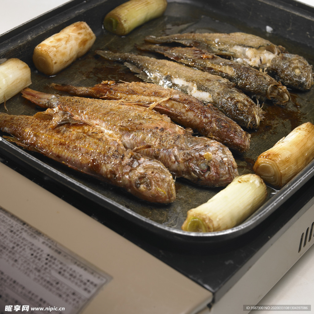 葱烧鱼