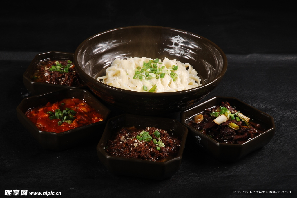 面食 拉面 刀削面