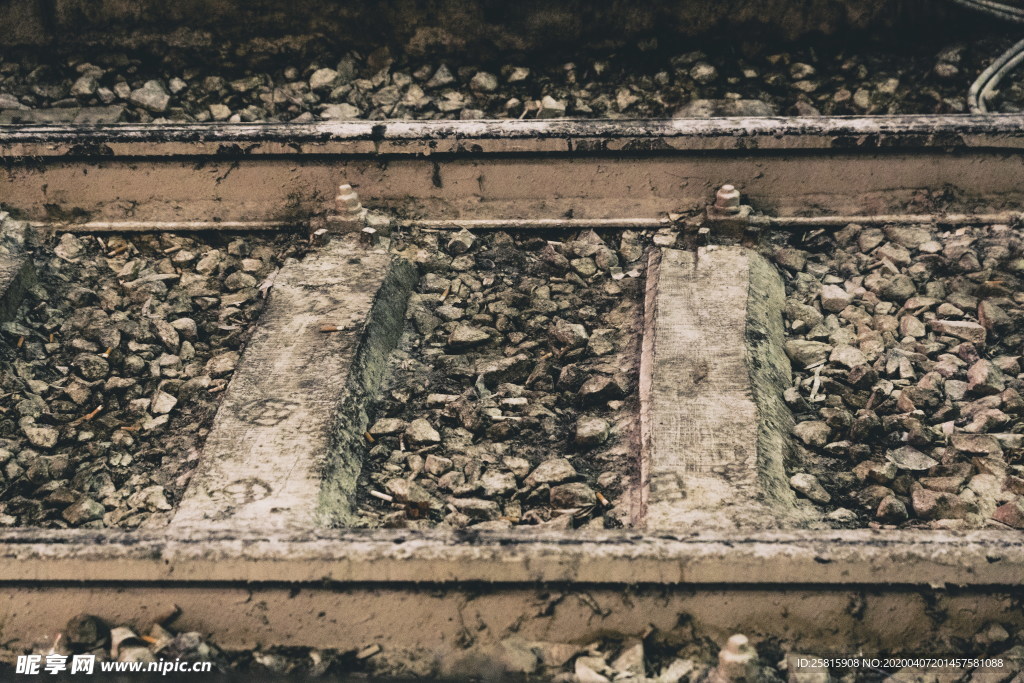铁路铁轨轨道图片