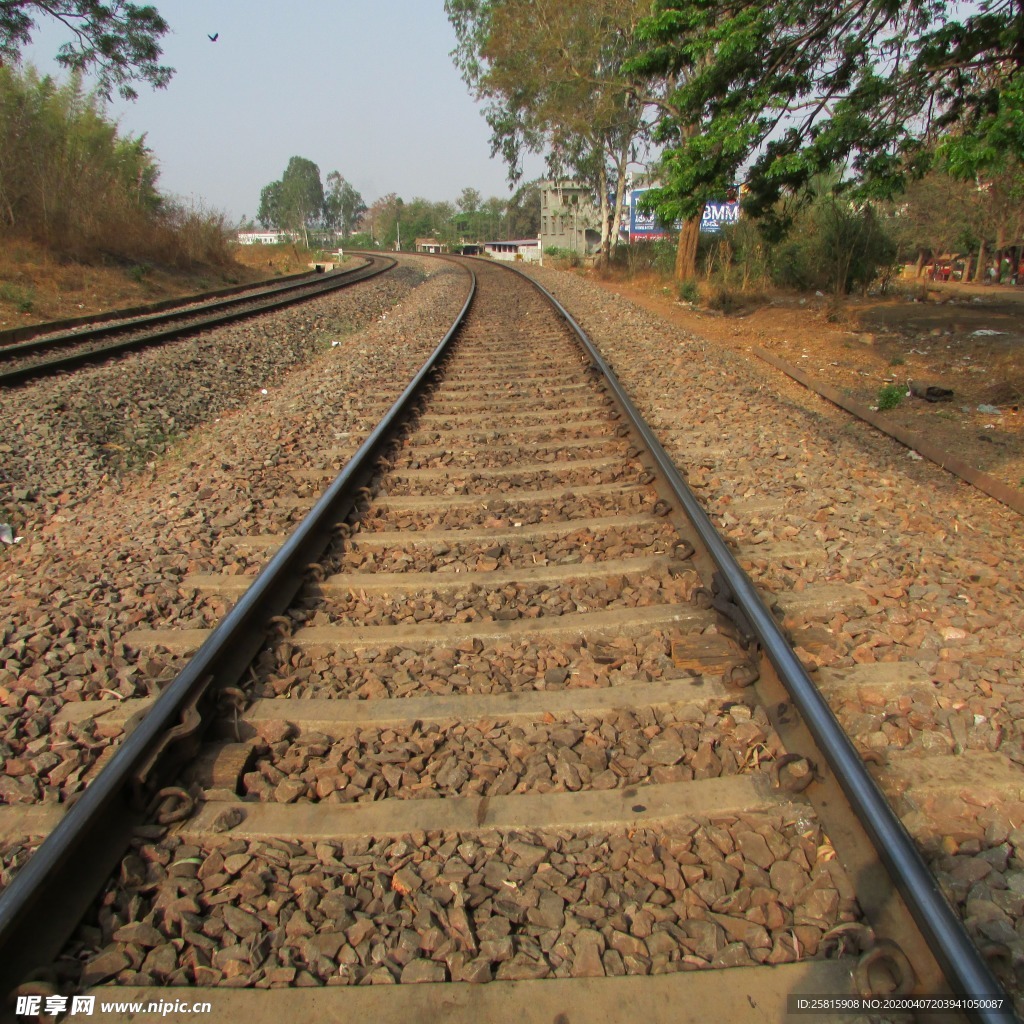 铁路铁轨轨道图片