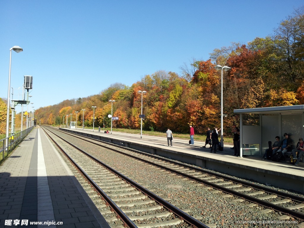 铁路铁轨轨道图片