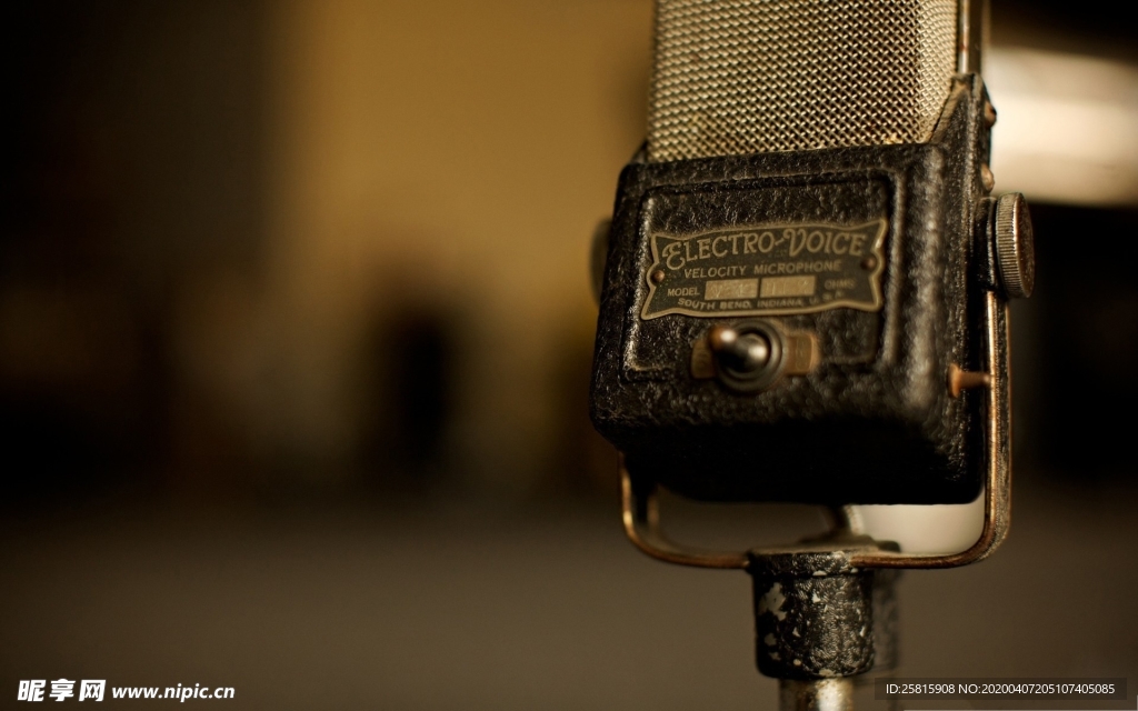 话筒麦克风图片