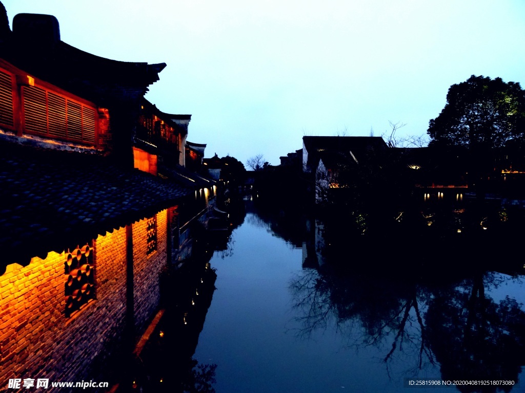 江南水乡运河园林图片