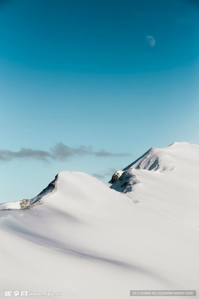 雪山积雪