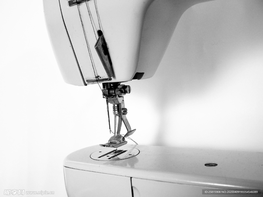 缝纫机机头机针机座图片