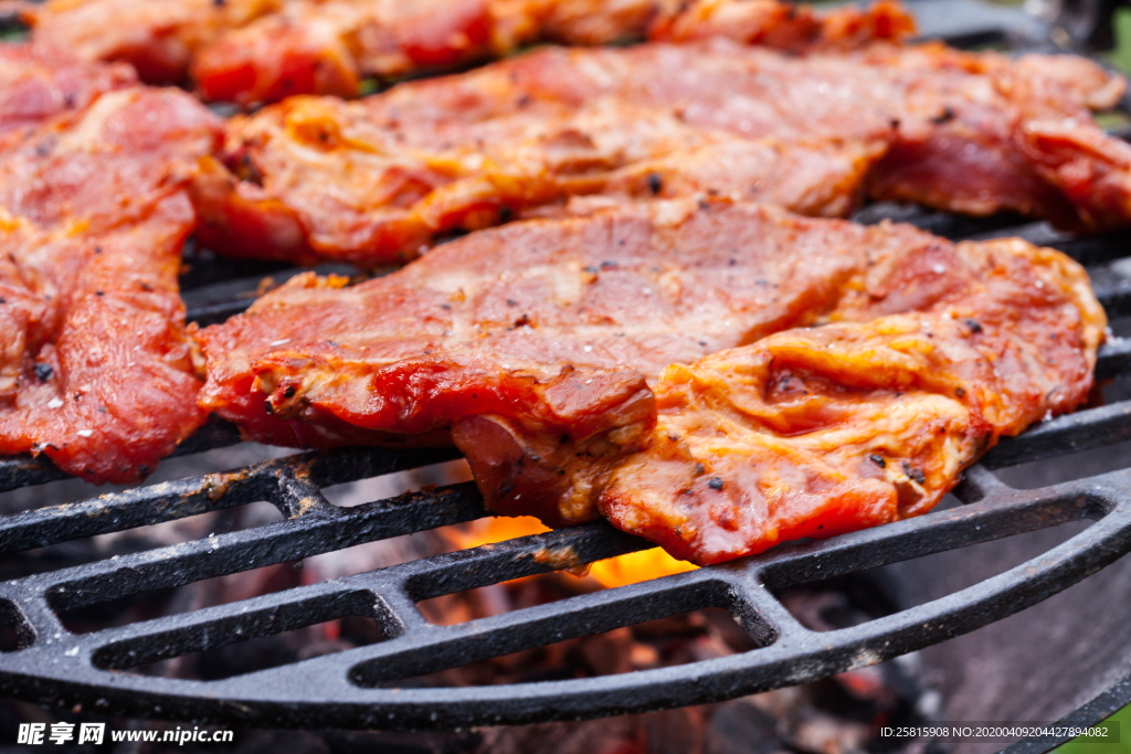烤肉撸串烤串烧烤图片