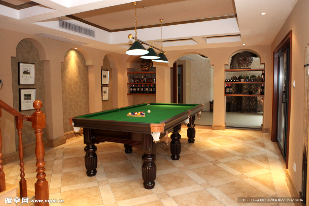 台球室