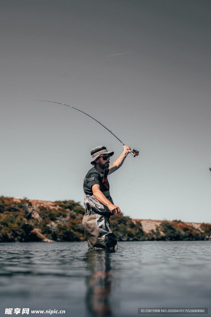 钓鱼垂钓捕鱼抓鱼图片