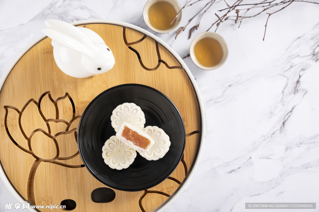 月饼中秋礼盒点心图片