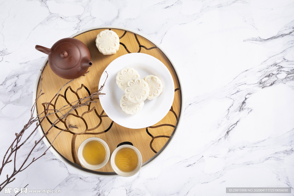 月饼中秋礼盒点心图片