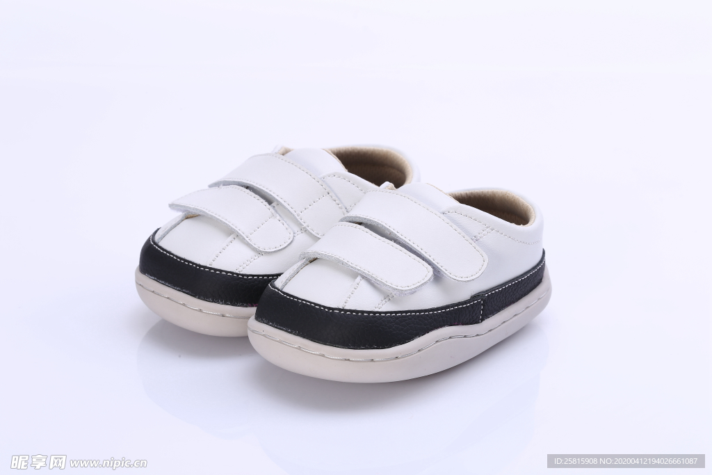 童鞋童靴儿童鞋子图片