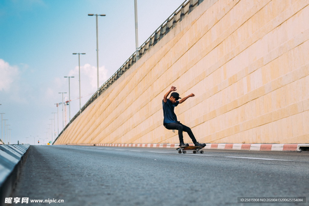 滑板休闲运动炫酷图片