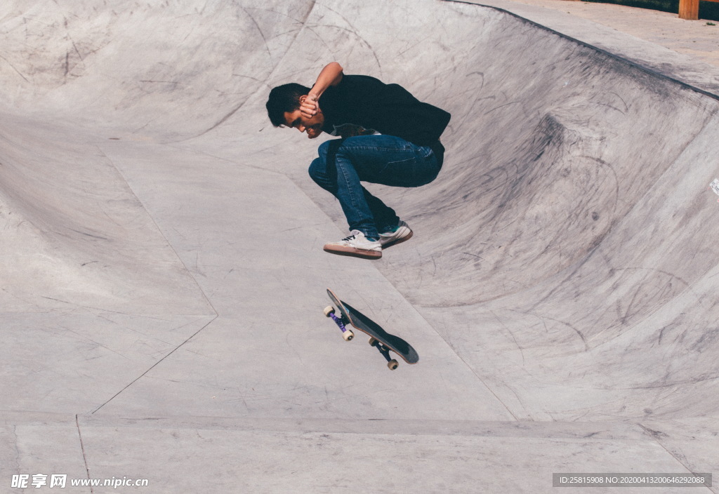 滑板休闲运动炫酷图片