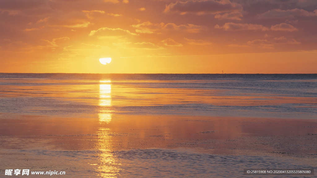 唯美夕阳天空云霞图片