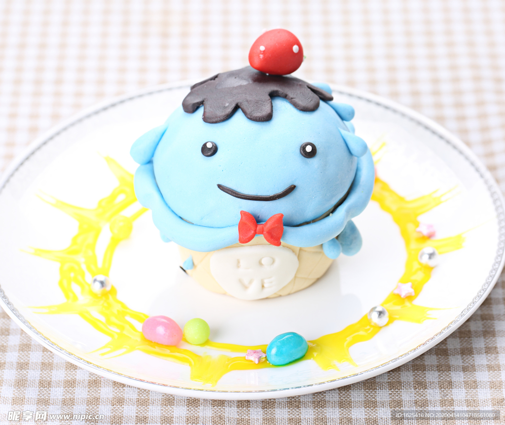 雪精灵翻糖冰激凌蛋糕