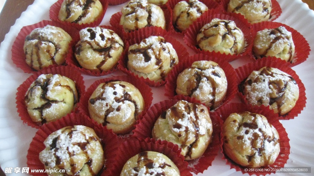 泡芙甜点烘焙图片