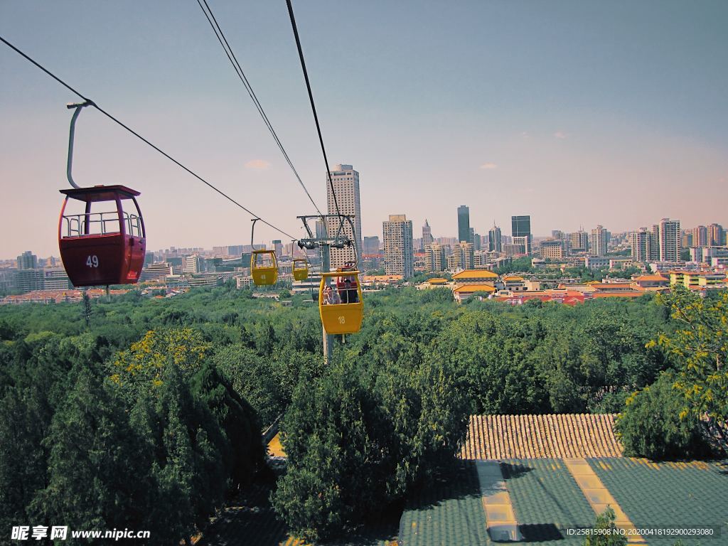 缆车空中缆车图片