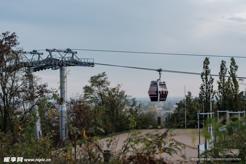 缆车空中缆车图片