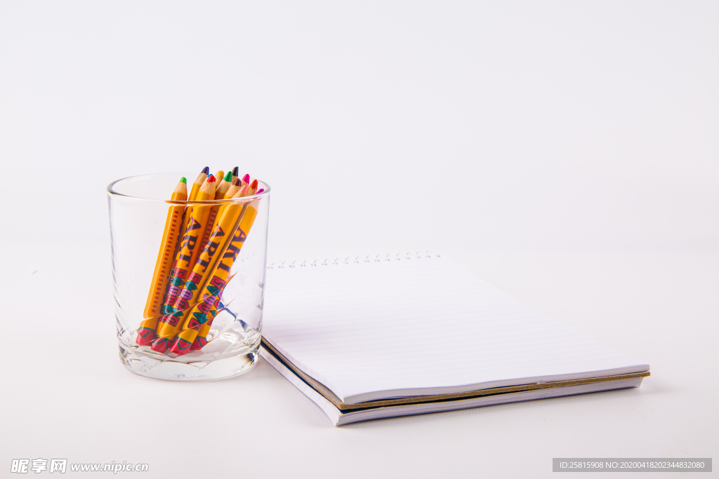 铅笔彩色铅笔图片